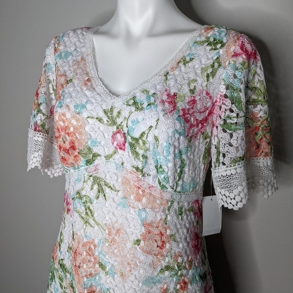 ✨3/$15 NWT Rabbit Rabbit Rabbit floral lace dress 10 - Picture 3 of 7